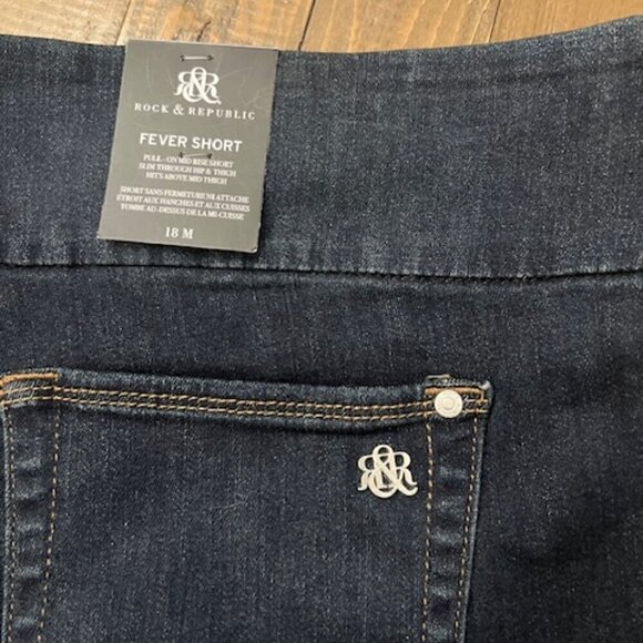Rock & Republic Denim Rx Fever Pull-On Shorts Mid Rise in Heartbeat - Picture 5 of 6